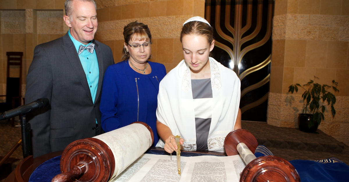 השיר שלנו: כך נראה תהליך הקלטת שיר לבת מצווה